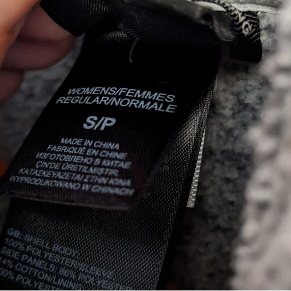 THE NORTH FACE two tone grey and white fleece lined jacket zip pull Small B1 - Picture 2 of 10